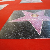 Вячеслав Ахунов. Печать на самоклейке, ламинация, прикатка на пластик-90х90